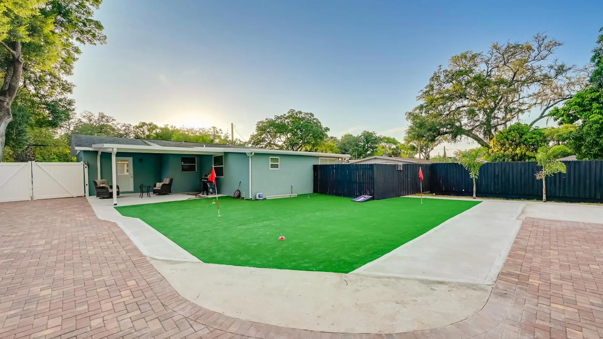 Tampa Vacation Rental About 3 Mi To Busch Gardens!